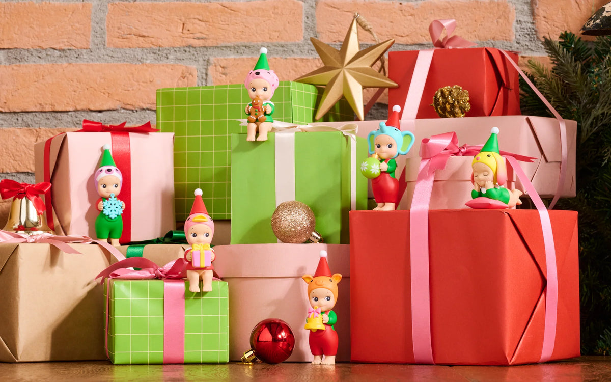 Sonny Angel Santa's Little Helper Series *ORDER LIMIT* – Plastick