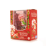 Strawberry Shortcake Winter Season Strawberry Shortcake Cheebee 2 1/2-Inch Mini-Figure